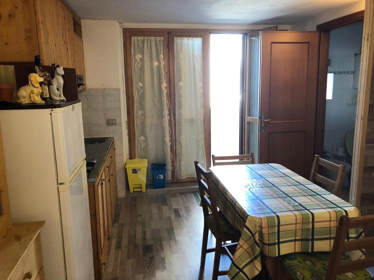 Monolocale Paduledda Apartment Cascabraga Екстериор снимка